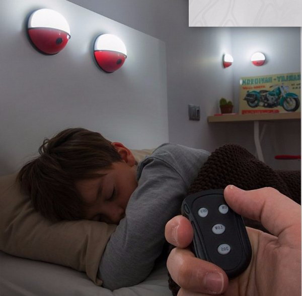 Přenosné LED světlo s dálkovým ovládáním Pockelamp Přenosné LED světlo s dálkovým ovládáním Pockelamp
